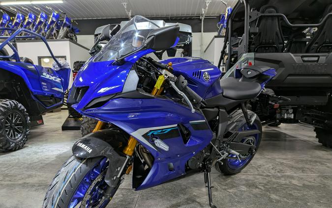 2025 Yamaha YZF-R7