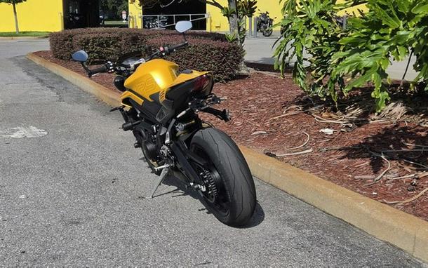 2024 Triumph Street Triple 765 RS Cosmic Yellow RS Carnival Red