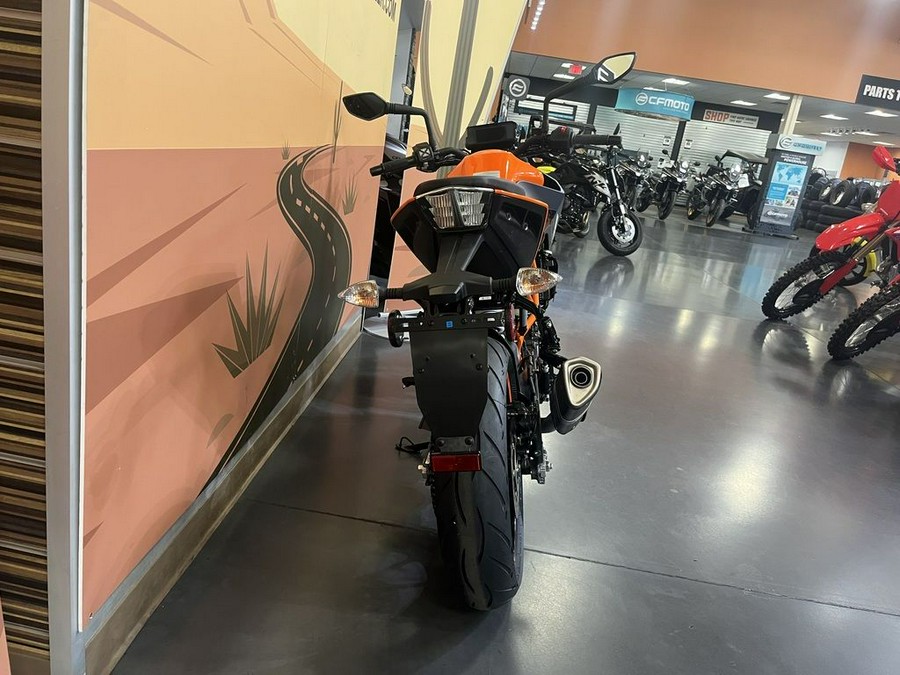 2023 KTM 390 Duke