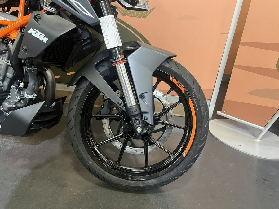 2023 KTM 390 Duke