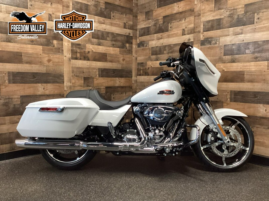 2024 Harley-Davidson Street Glide® White Onyx Pearl FLHX