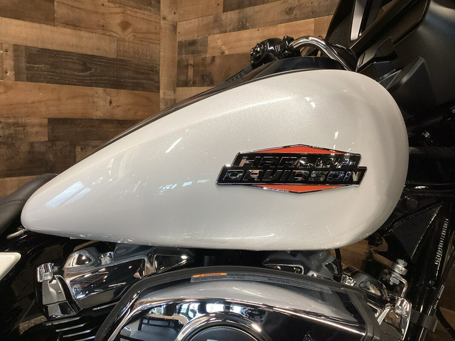 2024 Harley-Davidson Street Glide® White Onyx Pearl FLHX