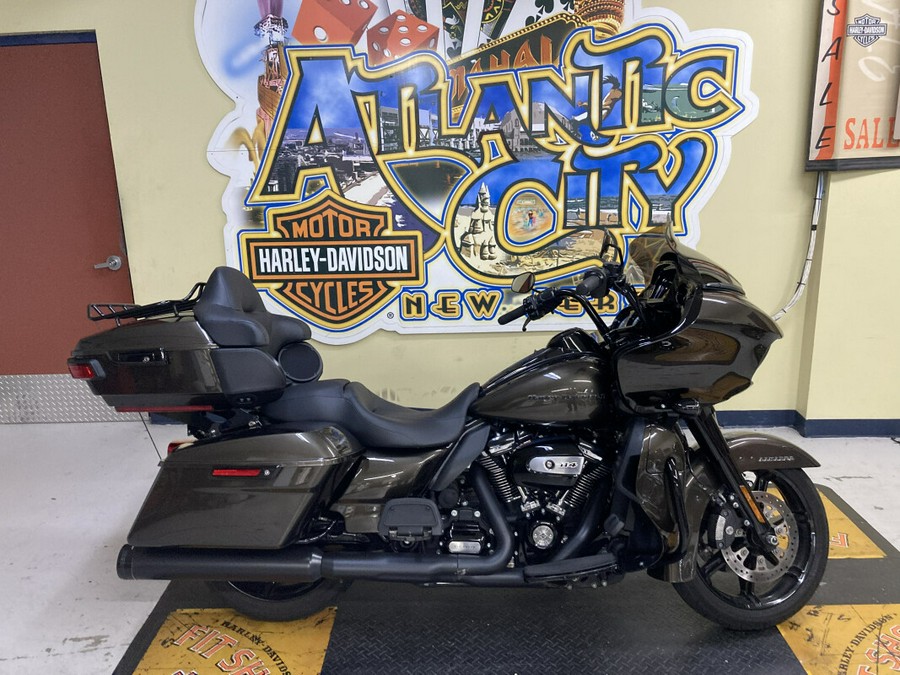 2020 Harley-Davidson Road Glide Limited River Rock Gray