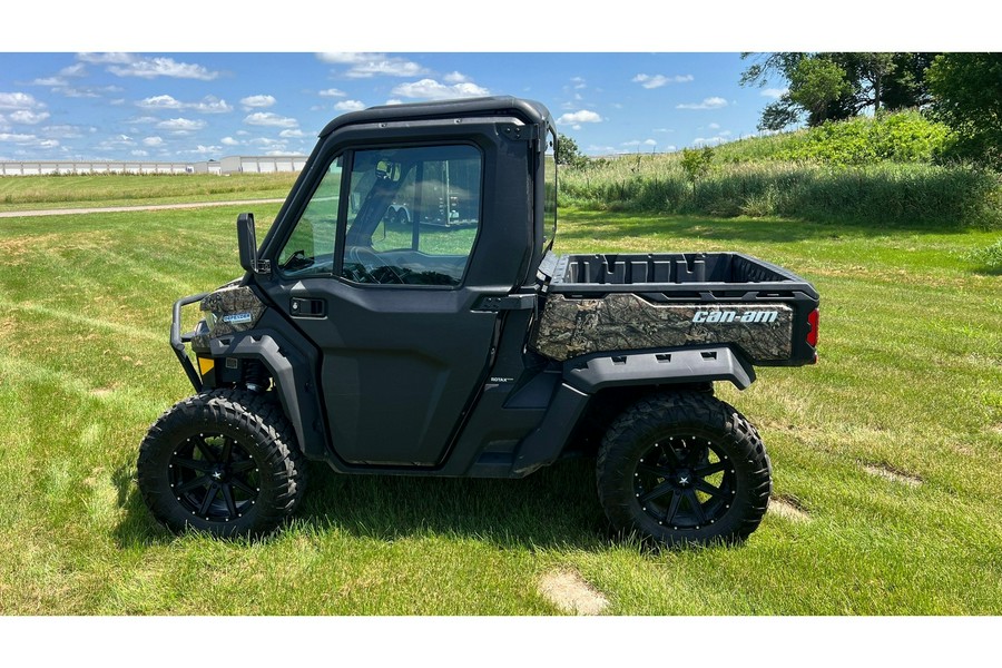 2021 Can-Am Defender HD10 Limited