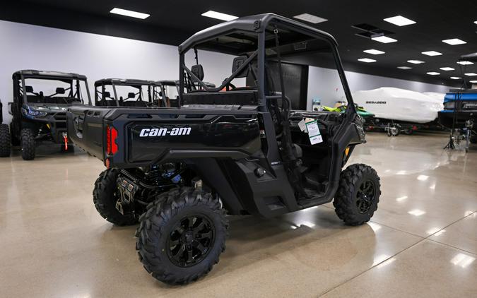 2024 Can-Am DEFENDER XT HD10