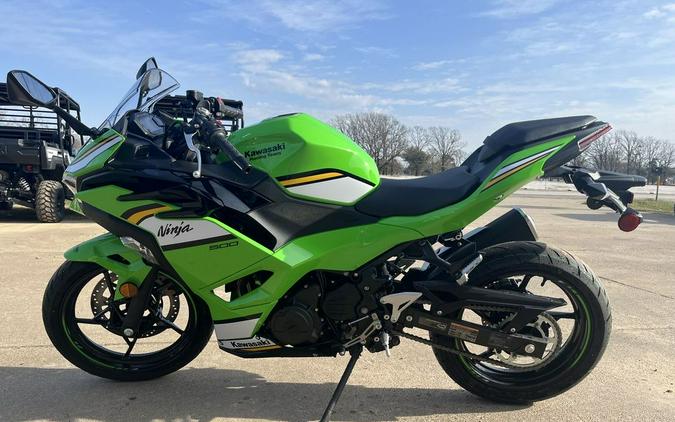 2025 Kawasaki Ninja® 500 KRT Edition