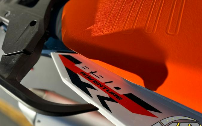 2025 KTM 890 Adventure R
