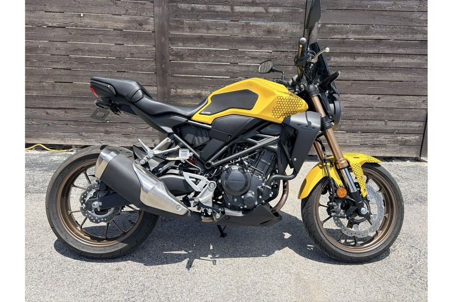 2025 CB300R ABS - Honda