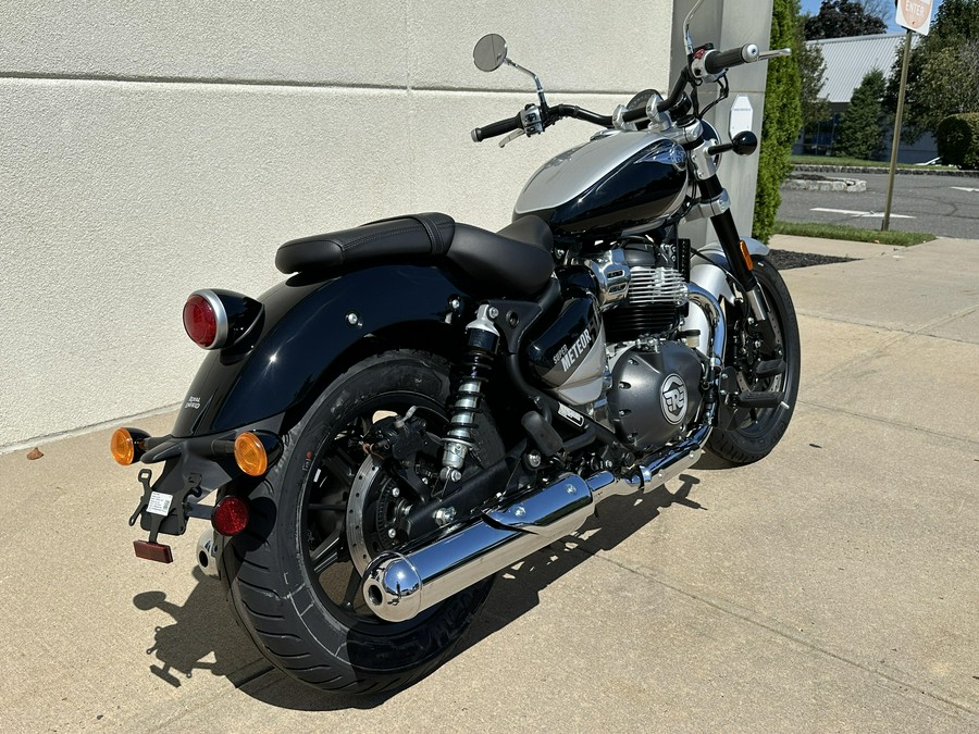 2024 Royal Enfield SUPER METEOR 650