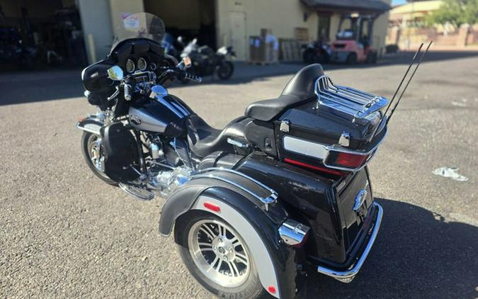 2013 Harley-Davidson Trike FLHTCUTG - Tri Glide Ultra Classic