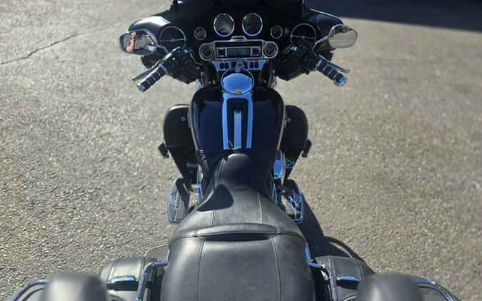 2013 Harley-Davidson Trike FLHTCUTG - Tri Glide Ultra Classic