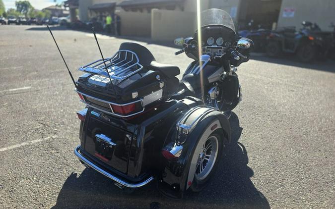 2013 Harley-Davidson Trike FLHTCUTG - Tri Glide Ultra Classic