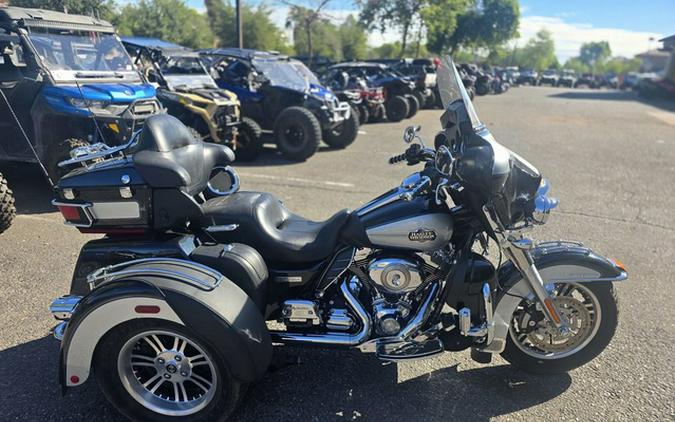 2013 Harley-Davidson Trike FLHTCUTG - Tri Glide Ultra Classic
