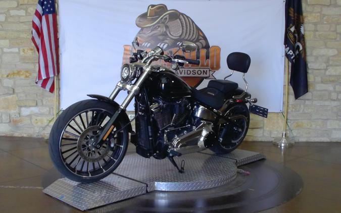2025 Harley-Davidson BREAKOUT