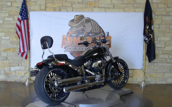 2025 Harley-Davidson BREAKOUT