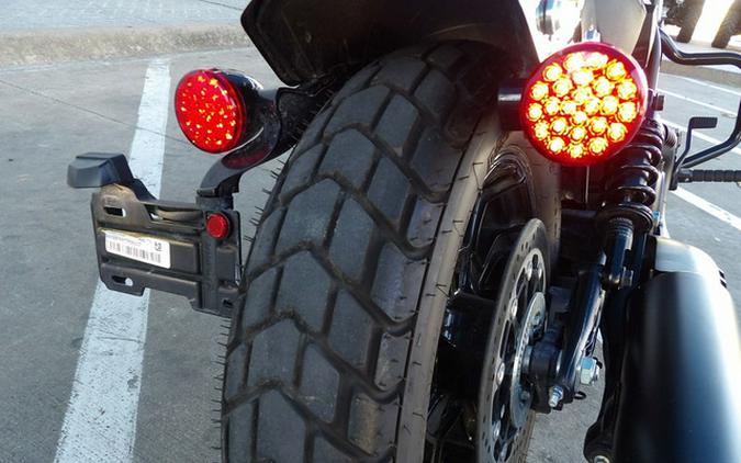 2025 Indian Scout Bobber Black Metallic