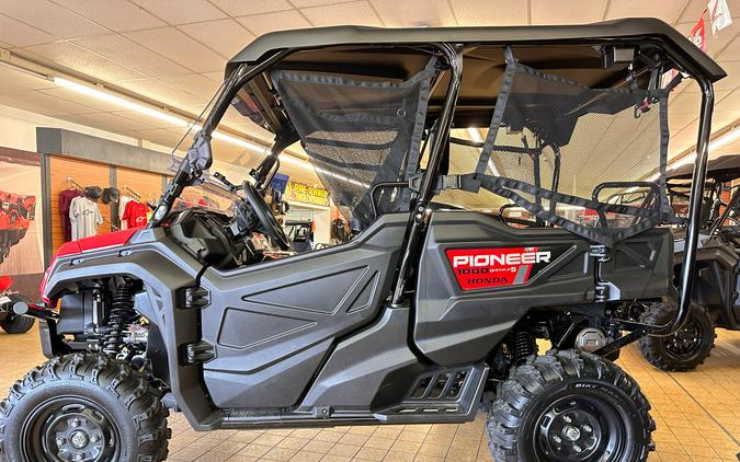 2024 Honda Pioneer 1000-5