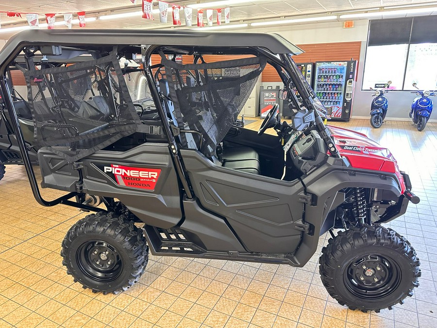 2024 Honda Pioneer 1000-5