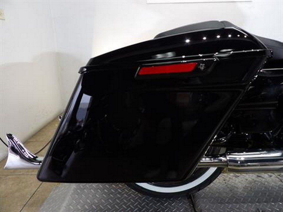 2017 Harley-Davidson Street Glide®