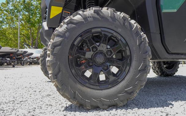 2026 Defender DPS HD10 - Can-Am