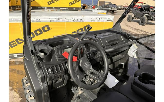 2023 Can-Am Defender MAX DPS HD9