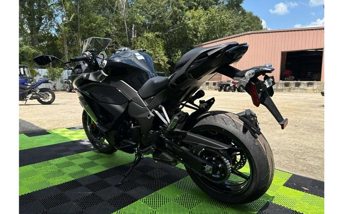 2025 Kawasaki Ninja® 1100SX ABS