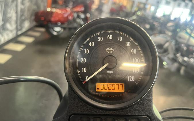 2021 Harley-Davidson® Iron 883™ Black Denim XL883N