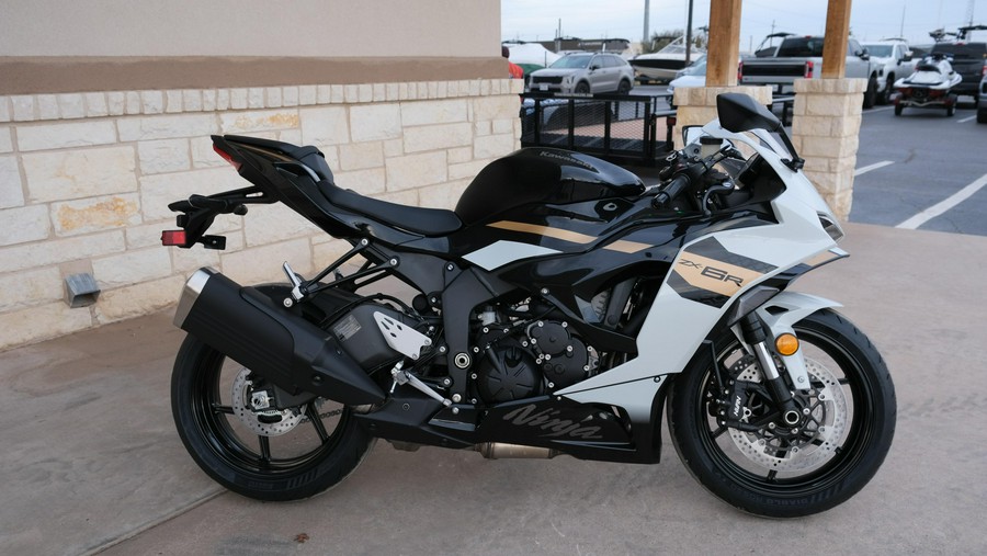 2026 KAWASAKI NINJA ZX6R ABS