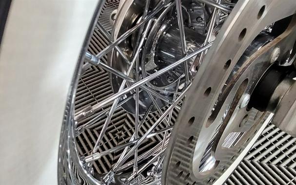 2017 Harley Davidson Deluxe Flstn