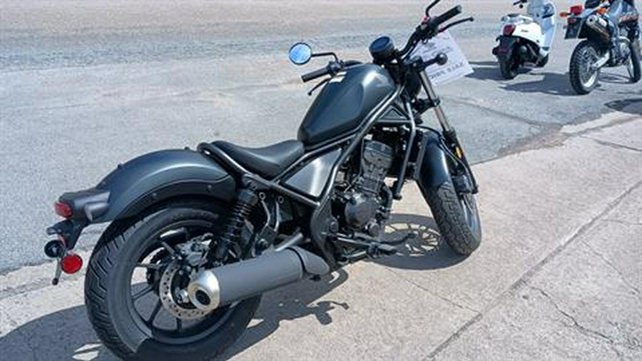 2026 Honda Rebel 300 E-Clutch