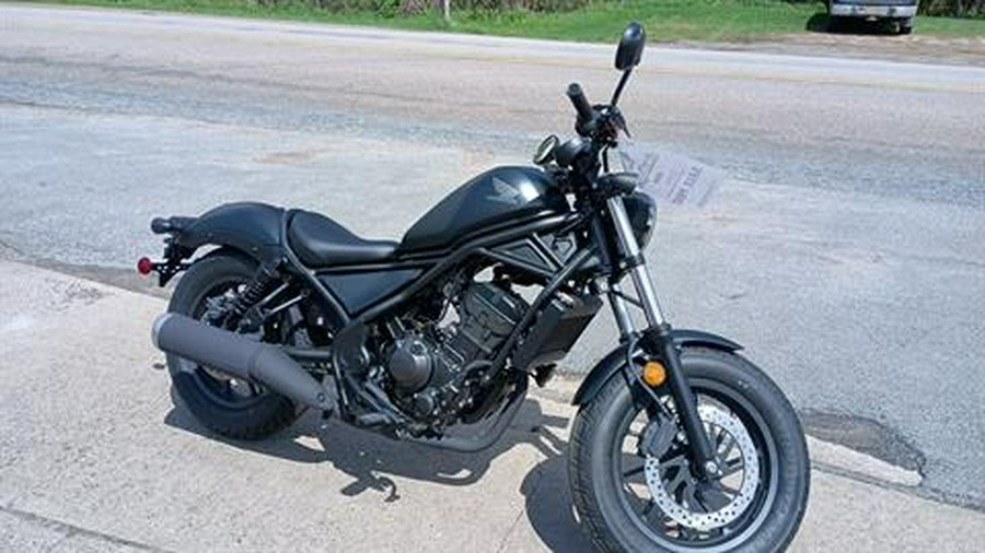 2026 Honda Rebel 300 E-Clutch