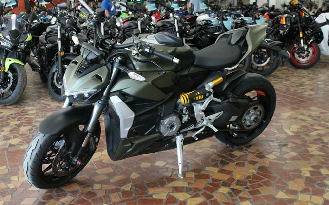 2023 Ducati Streetfighter V2 Storm Green - PB003907