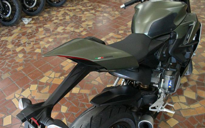 2023 Ducati Streetfighter V2 Storm Green - PB003907