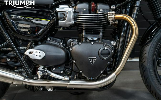 2023 Triumph Speed Twin 900 Matte Silver Ice