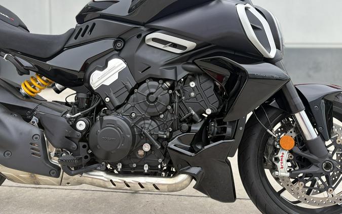 2023 Ducati DIAVEL V4