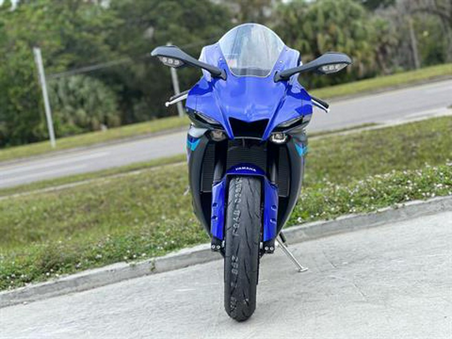 2024 Yamaha YZF-R1