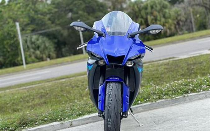 2024 Yamaha YZF-R1