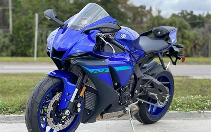 2024 Yamaha YZF-R1