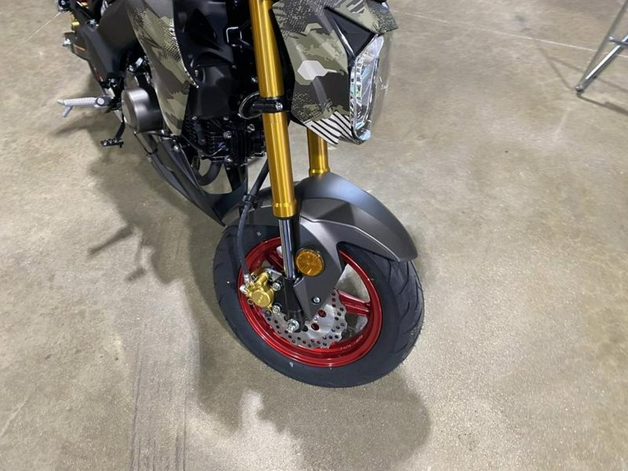 2025 Kawasaki Z125 PRO Cypher Camo Beige