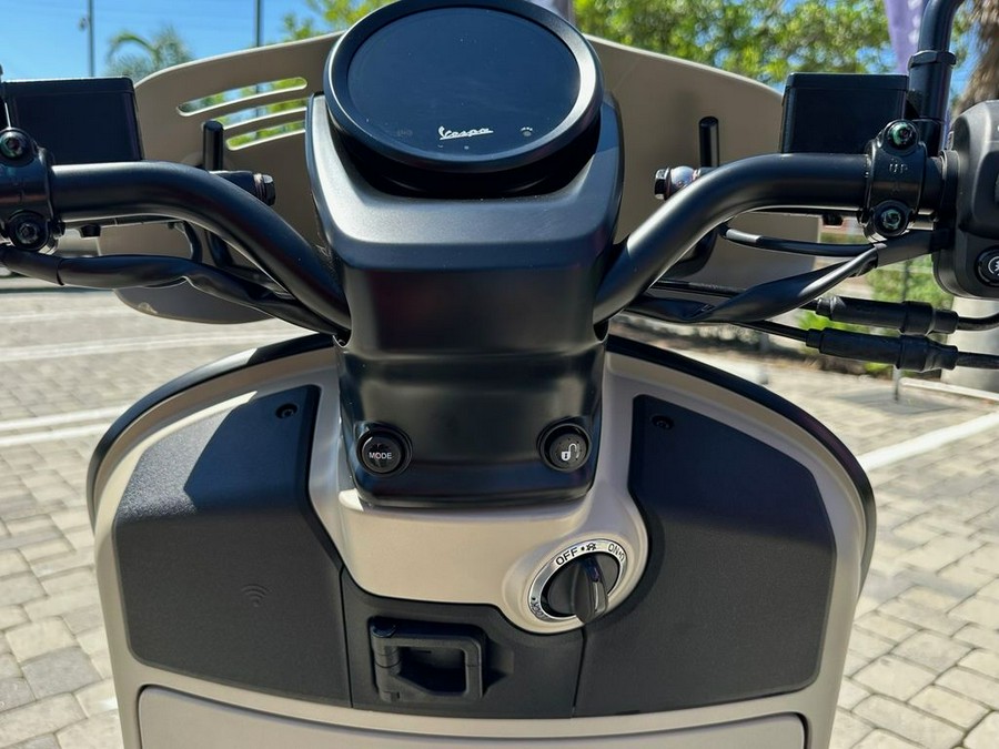 2024 Vespa GTV 300