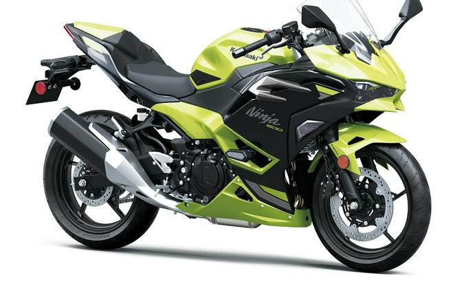 2026 Kawasaki NINJA 500 SE ABS Metallic Yellowish Green/Ebony - 109361