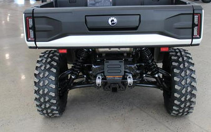 2026 Can-Am® SSV DEF MAX LTD 65 HD11 WH HB 26 Limited HD11