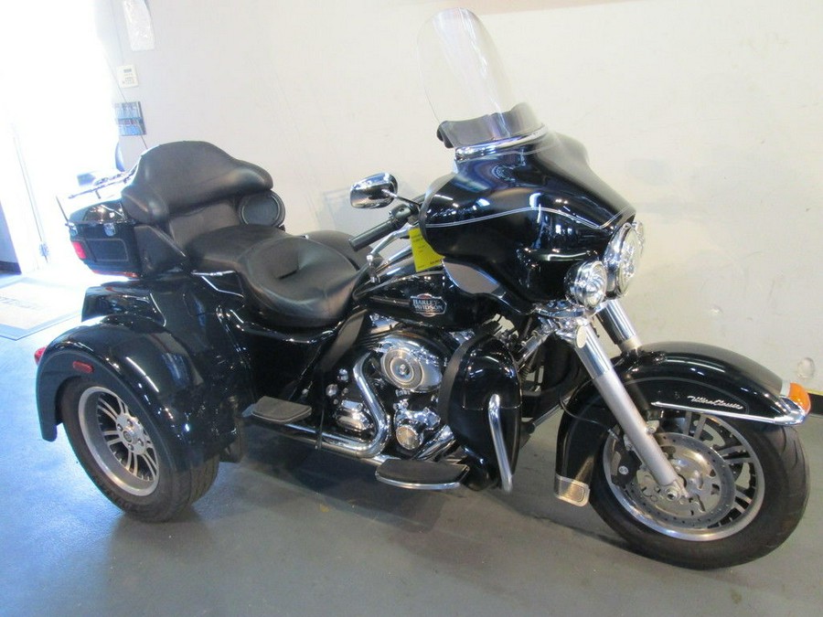 2010 Harley-Davidson® FLHTCUTG - Tri Glide® Ultra Classic®