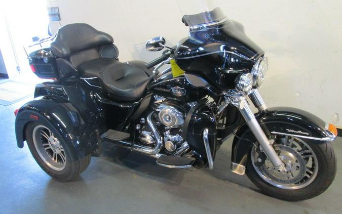 2010 Harley-Davidson® FLHTCUTG - Tri Glide® Ultra Classic®