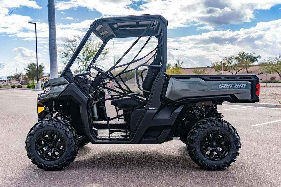 2024 Can-Am® Defender XT HD10