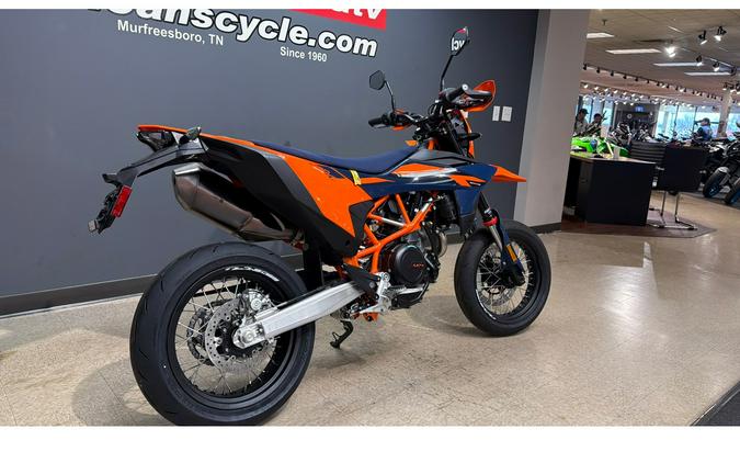 2026 KTM SMC 690 R