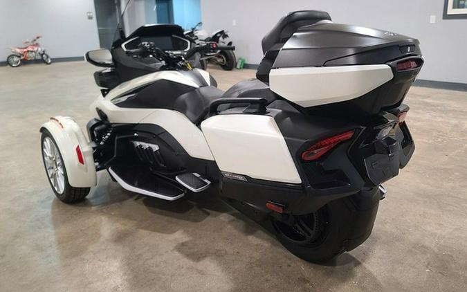 2026 Can-Am Spyder RT Limited Platine