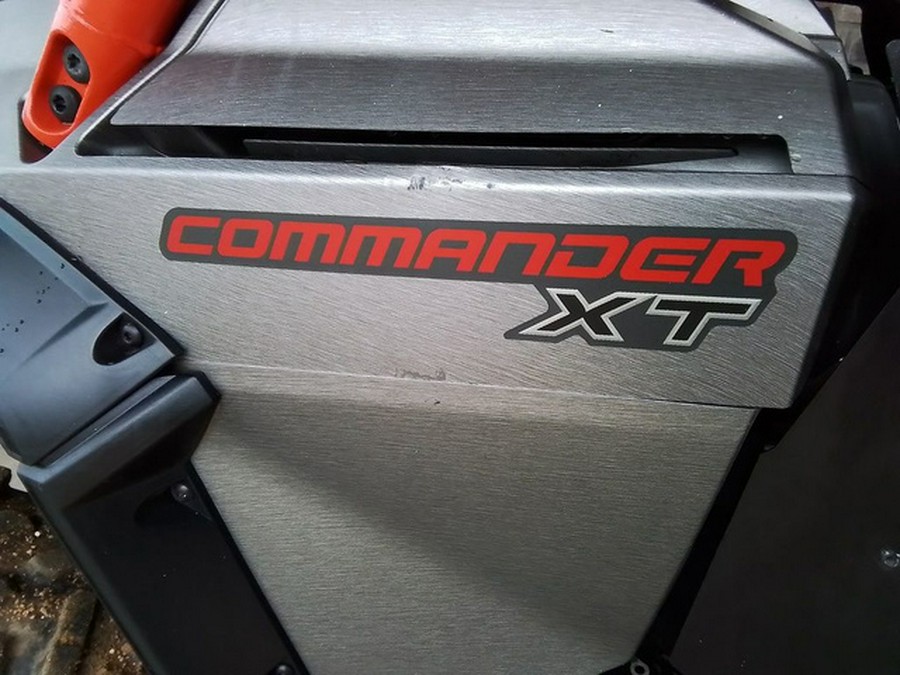 2018 Can-Am Commander XT 800R Brushed Aluminum & Can-Am Red