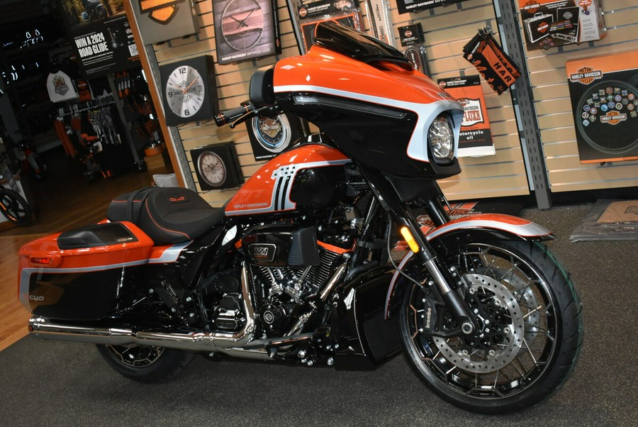 FLHXSE 2024 CVO™ Street Glide®