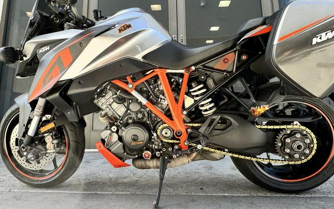 2016 KTM 1290 Super Duke GT